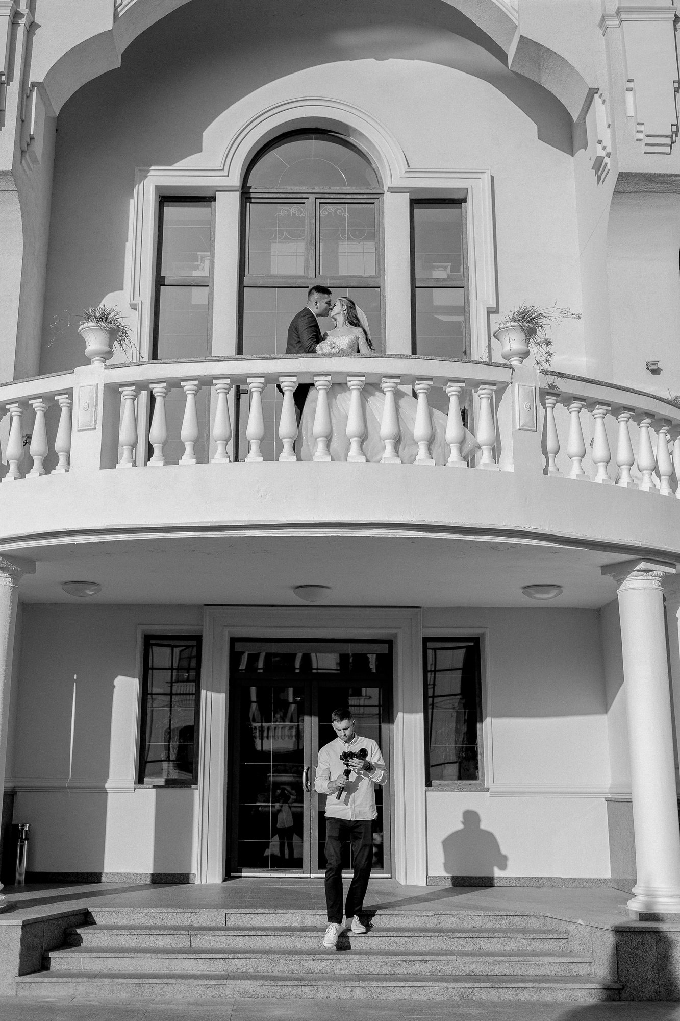 5 Thousand Frames Films team working at a wedding — behind-the-scenes frame 4