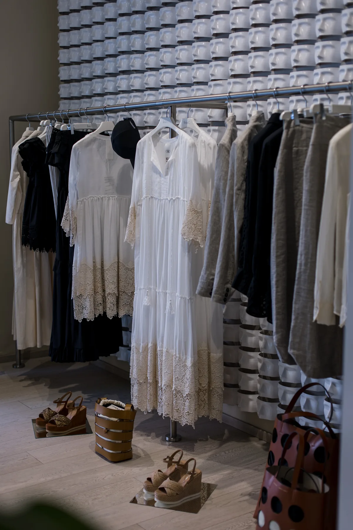 Boutique & Retail — image 31